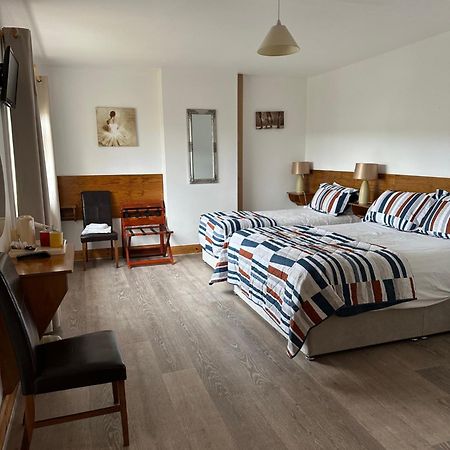 Carranross Accommodation Cill Airne Exteriör bild